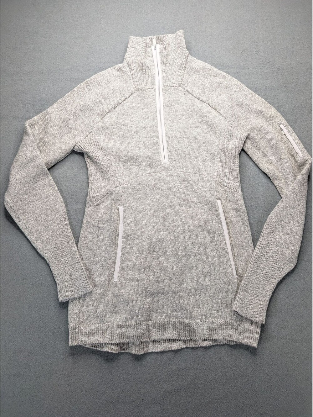 Lululemon Pullover Top Womens S Gray Knit Mock Neck 1/4 Zip Pockets Slim Fit